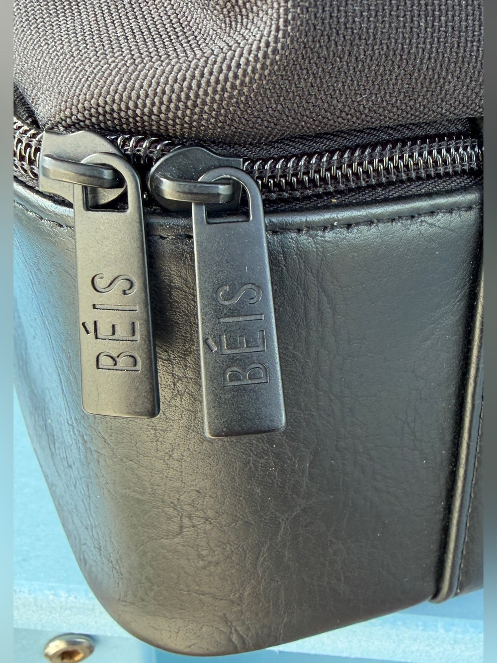 BEIS Mini Weekender Black - Picture 12 of 12